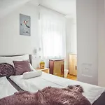 Apartment Myflat Piroska