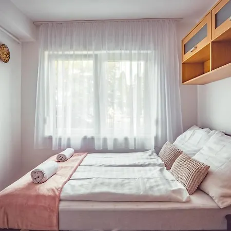 Myflat Piroska