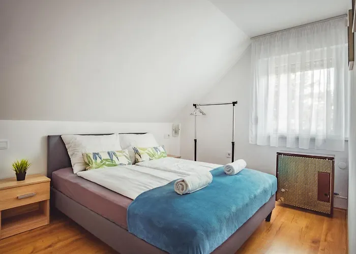 Myflat Piroska 公寓 希欧福克